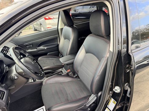 Used 2024 Mitsubishi Outlander Sport SE AWD/4WD image 15