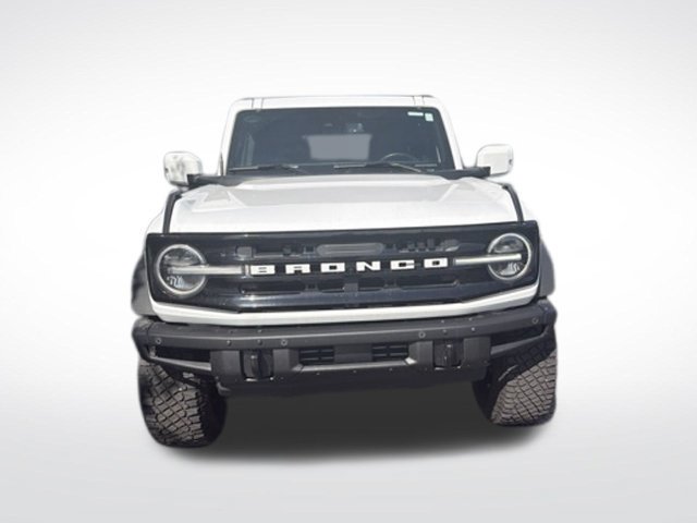 Used 2023 Ford Bronco Outer Banks w/ Sasquatch Package AWD/4WD image 2
