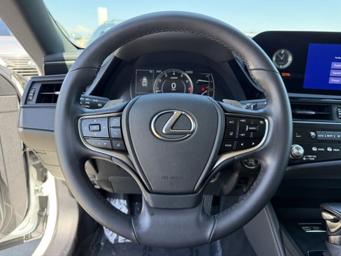 Certified 2025 Lexus ES 350 FWD image 21