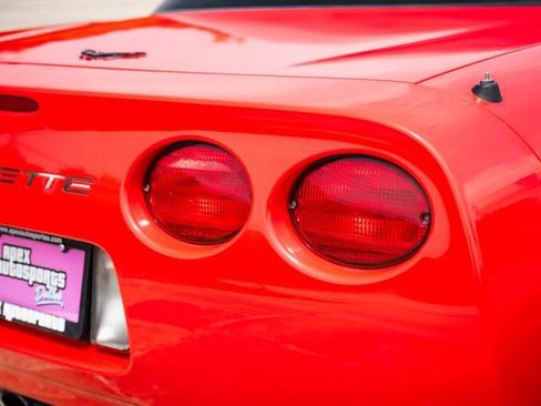 Used 2001 Chevrolet Corvette Z06 w/ Memory Pkg RWD image 37