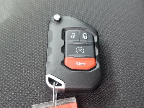 Used 2021 Jeep Wrangler Unlimited Sport AWD/4WD image 37