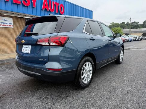 Used 2024 Chevrolet Equinox LT w/ Driver Convenience Package AWD/4WD image 12
