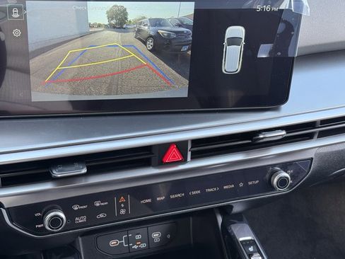 New 2025 Kia Sorento S image 10