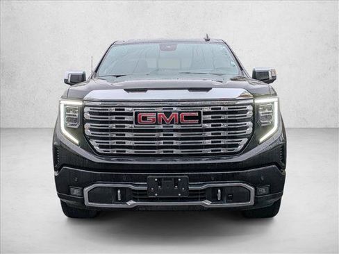 Used 2024 GMC Sierra 1500 Denali w/ Denali Reserve Package AWD/4WD image 2