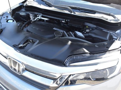 Used 2020 Honda Pilot EX image 29