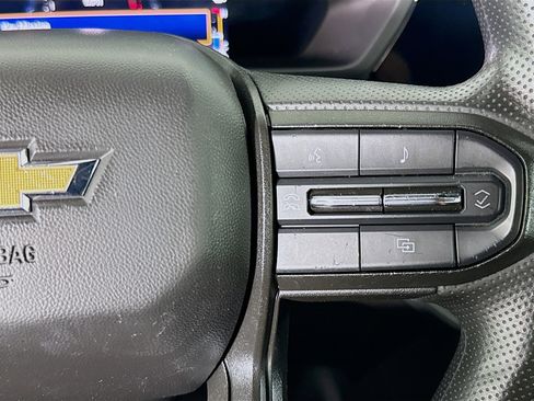 Used 2023 Chevrolet Colorado W/T image 14