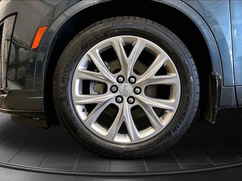 Used 2020 Cadillac XT6 Sport image 11