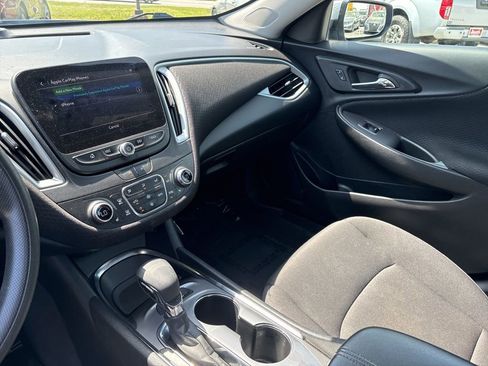 Used 2024 Chevrolet Malibu LT FWD image 20