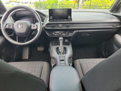 Used 2024 Honda HR-V Sport image 16