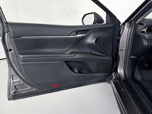 Used 2023 Toyota Camry SE FWD image 20