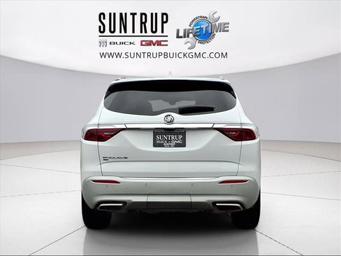 Used 2024 Buick Enclave Premium image 30
