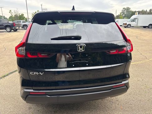 Used 2025 Honda CR-V LX image 6