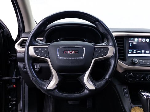 Used 2017 GMC Acadia Denali w/ Technology Package AWD/4WD image 33