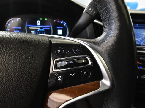 Used 2020 Cadillac Escalade Premium Luxury image 31