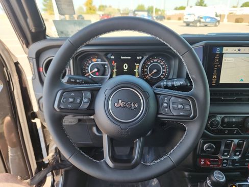 New 2025 Jeep Wrangler Rubicon w/ Convenience Group image 10