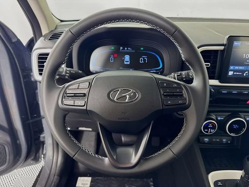 New 2026 Hyundai Venue SEL FWD image 14