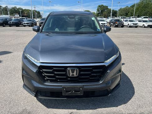 Used 2025 Honda CR-V LX image 2
