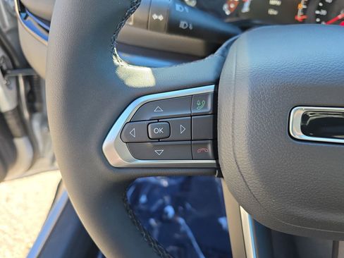 New 2026 Jeep Compass Latitude image 19