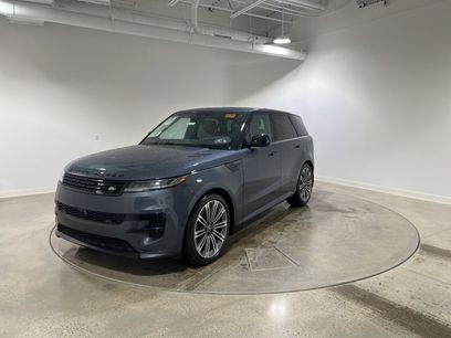 New 2025 Land Rover Range Rover Sport Dynamic SE