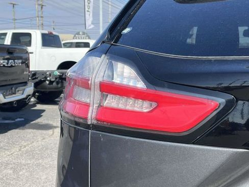 Used 2024 Ford Edge SEL image 10