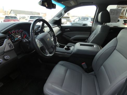 Used 2019 Chevrolet Tahoe LT image 12