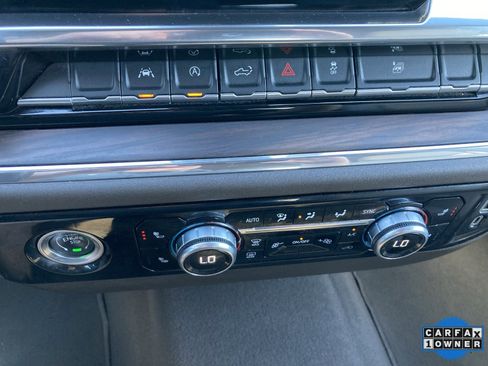 Certified 2024 GMC Sierra 1500 SLT image 25