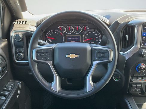 Used 2020 Chevrolet Silverado 1500 LTZ w/ LTZ Texas Edition RWD image 9