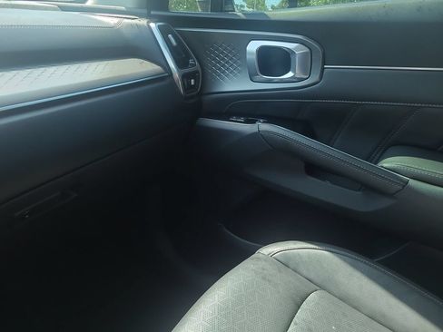 Used 2022 Kia Sorento SX AWD/4WD image 22