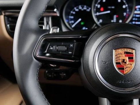 New 2026 Porsche Macan AWD/4WD image 22