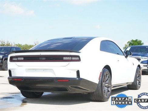 Used 2024 Dodge Charger R/T Scat Pack w/ Plus Group image 9