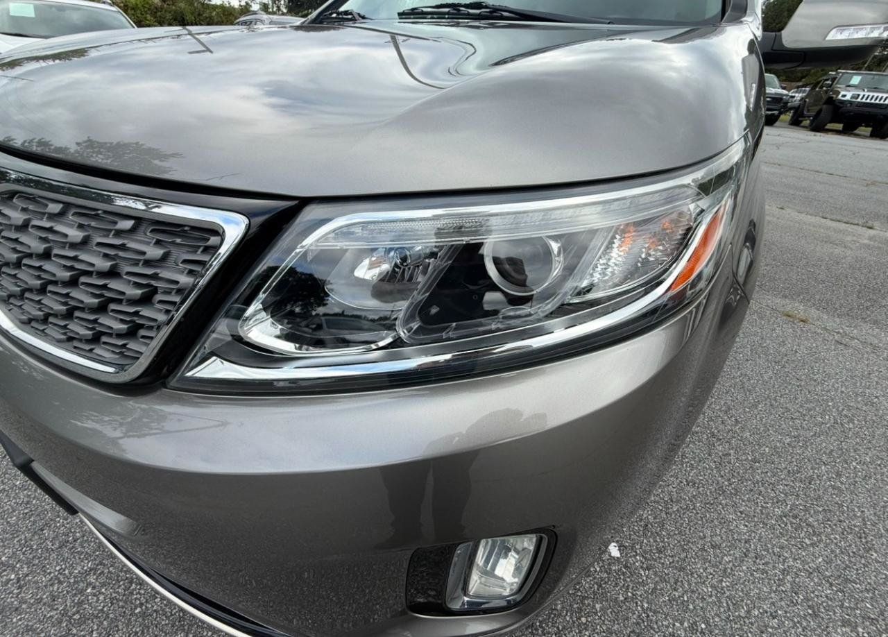 Used 2015 Kia Sorento SX FWD image 33