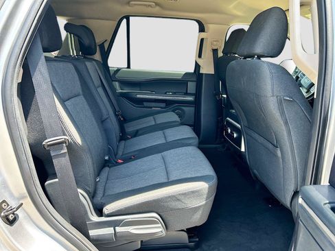 Used 2024 Ford Expedition XLT AWD/4WD image 22