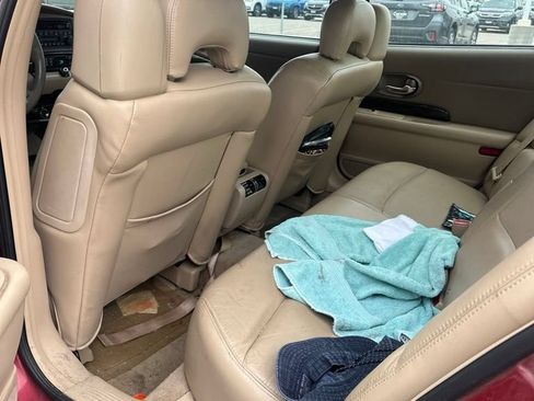 Used 2005 Buick Le Sabre Limited w/ Celebration Edition Package FWD image 6