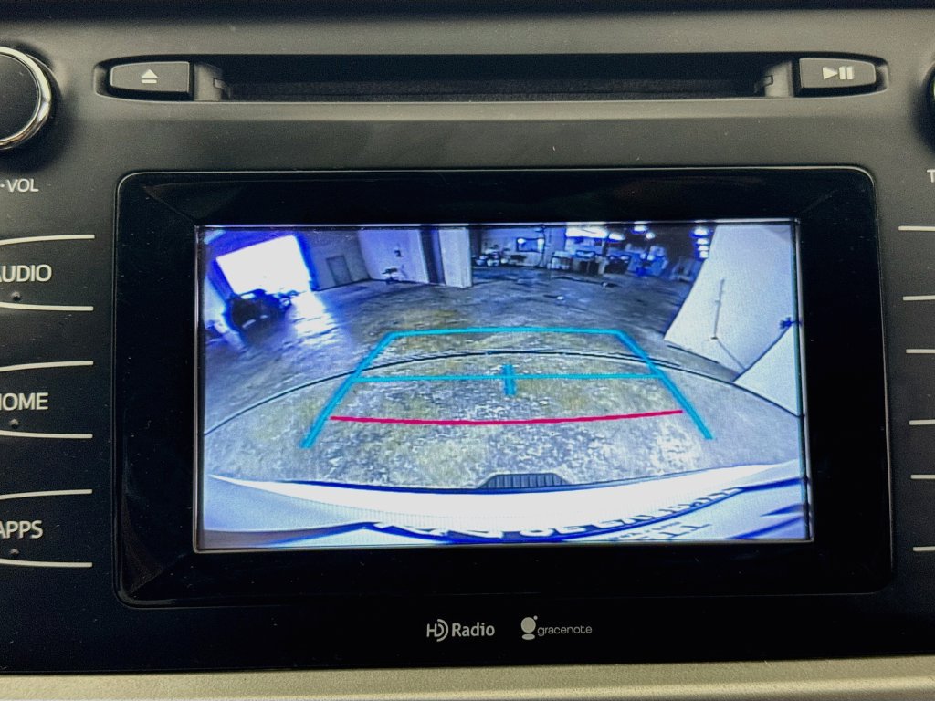 Used 2015 Toyota Highlander Plus AWD/4WD image 14