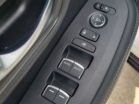 New 2026 Honda HR-V EX-L image 12