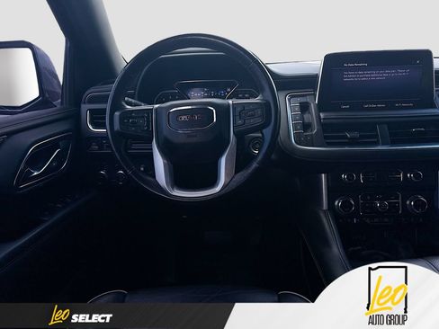 Used 2021 GMC Yukon XL SLT w/ SLT Premium Package AWD/4WD image 27