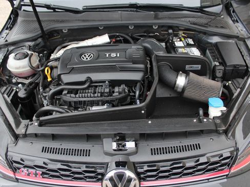 Used 2019 Volkswagen GTI Rabbit Edition image 10