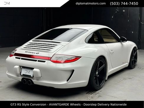 Used 2011 Porsche 911 Carrera 4S image 7