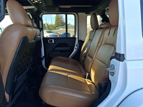 Used 2023 Jeep Wrangler Unlimited Rubicon 4xe w/ Cold Weather Group image 10