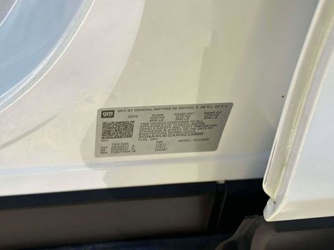 Used 2024 Chevrolet Equinox LT image 18