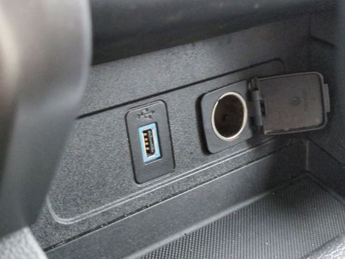 Used 2018 Ford Escape SEL FWD image 30