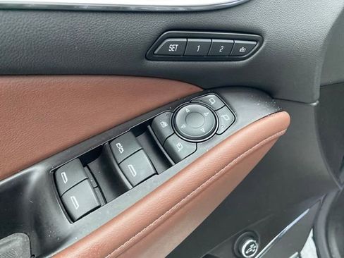 Certified 2018 Buick Enclave Avenir image 20