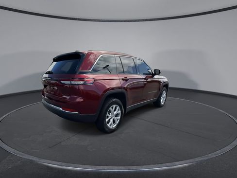 Used 2022 Jeep Grand Cherokee Limited AWD/4WD image 8