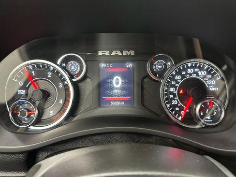 Used 2024 RAM 2500 Big Horn image 35