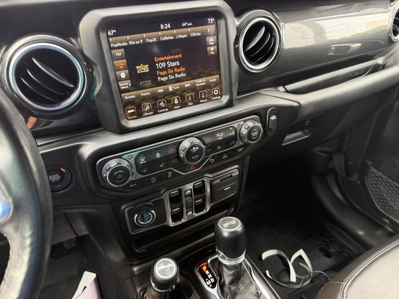 Used 2021 Jeep Wrangler Unlimited Sahara AWD/4WD image 25