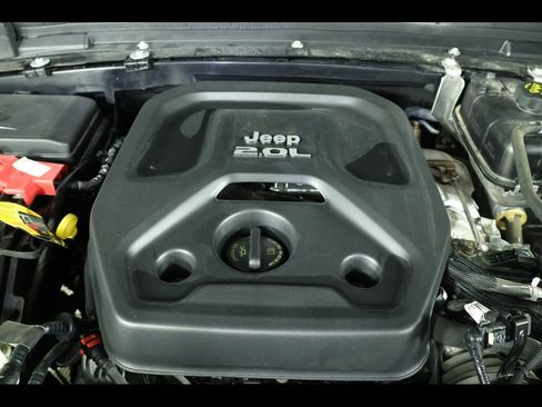 Used 2021 Jeep Wrangler Unlimited Willys image 18