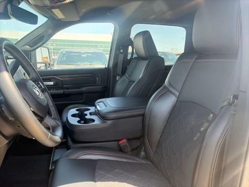 Used 2026 RAM 2500 Rebel AWD/4WD image 38