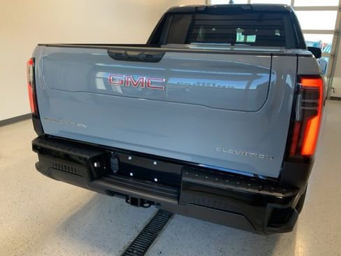 New 2026 GMC Sierra EV Elevation image 12