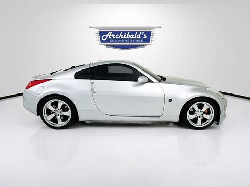 Used 2008 Nissan 350Z Grand Touring w/ Cargo Convenience Pkg RWD image 8