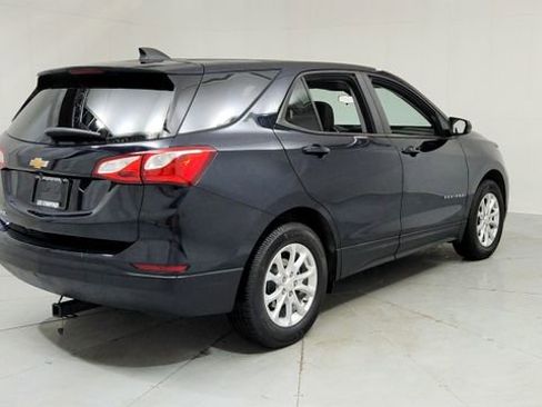 Certified 2021 Chevrolet Equinox LS w/ LS Convenience Package image 5